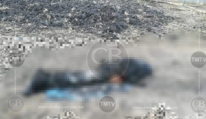 El cuerpo de una persona continúa sin identificar en el Servicio Médico Forense (SEMEFO), sus victimarios lo ejecutaron a balazos al norte de la capital michoacana y luego le prendieron fuego.