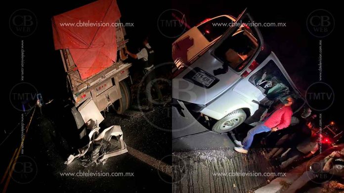 Se accidenta camioneta de prensa de Gobierno de Michoacan; hay siete periodistas heridos