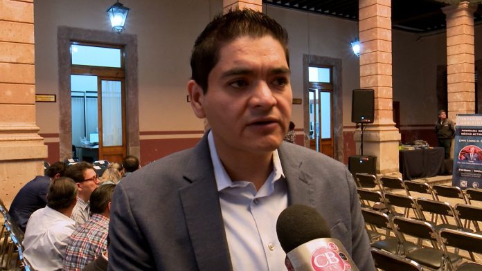 Intención de bonos económicos para diputados es completamente falsa, afirma Arturo Hernández.