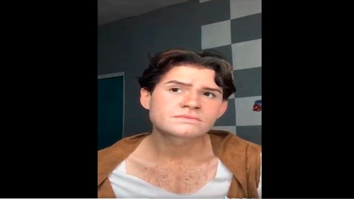 Video: Joven se hace viral en TikTok por su impresionante parecido a Shrek Humano