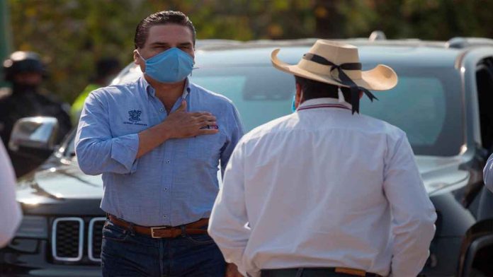 Supervisa Silvano Aureoles filtro sanitario en la frontera con Guerrero