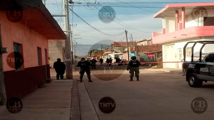 Sicarios atacan a balazos una vivienda en Ario de Rayón