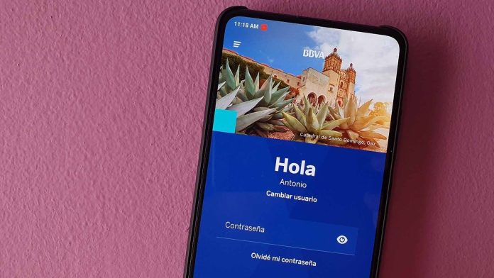 En plena quincena, reportan fallas en la app de BBVA