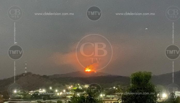 Se sale de control incendio forestal en Arteaga