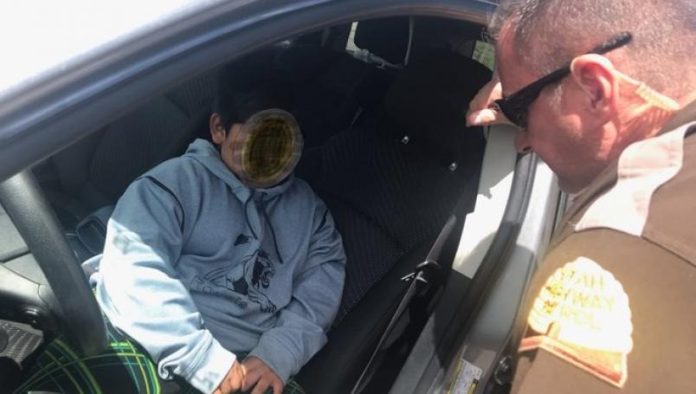 Video: Detienen a niño de 5 años; se dirigía a comprar un Lamborghini