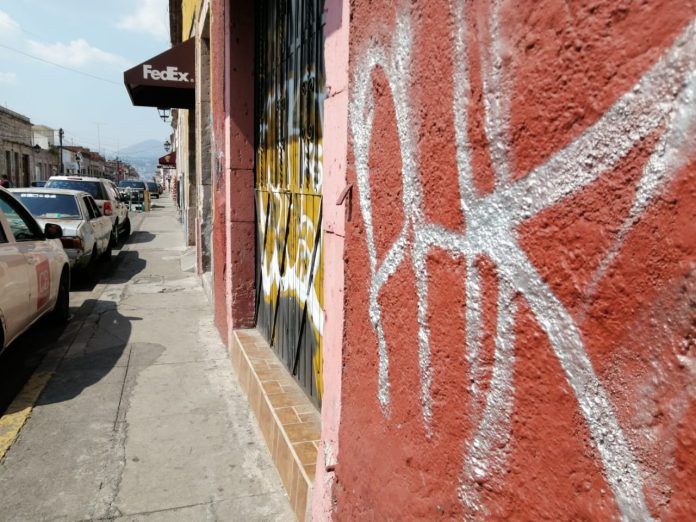 Arte o vandalismo: Graffitis invaden el barrio de San Juan.