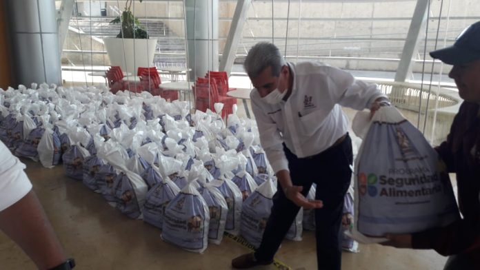 Aceleran entrega de despensas a morelianos por continencia