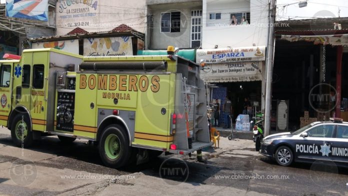 Conato de incendio moviliza a bomberos al Mercado de Abastos