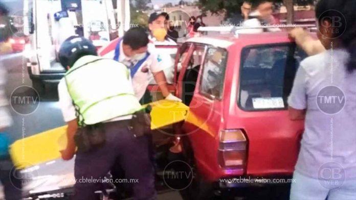 Nace bebé en calles de Morelia; tránsitos estatales brindan apoyo
