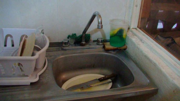 Cientos de familias se encuentran en riesgo por no contar con agua.