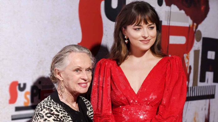 Abuela de Dakota Johnson vive con tigres y leones