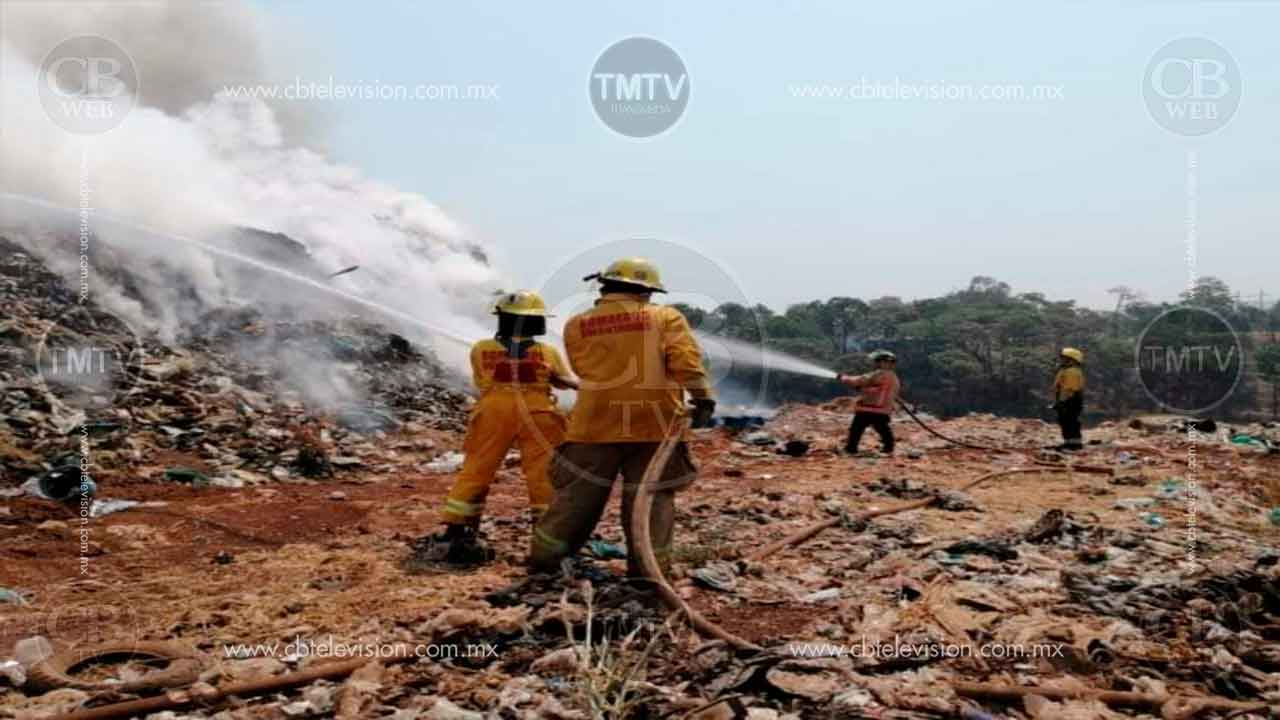 Apoya PC estatal en el combate de incendio en basurero de Uruapan Apoya PC estatal en el combate de incendio en basurero de Uruapan