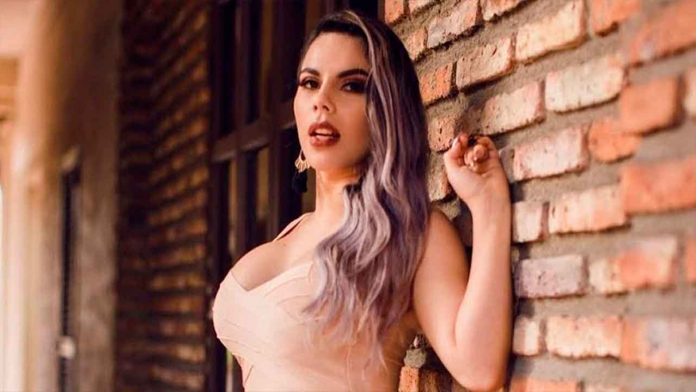 Lizbeth Rodríguez presume lencería de encaje