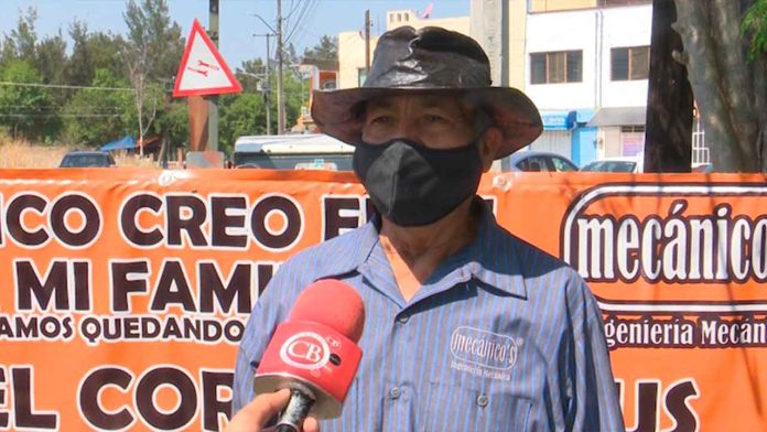 Mecánico reparte mensajes de esperanza ante el Covid-19