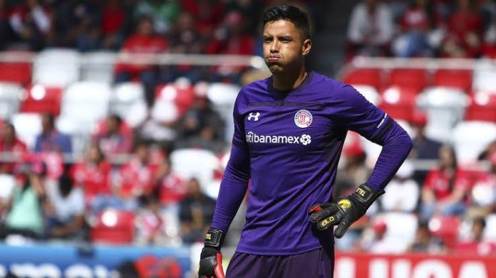 Alfredo Talavera se convierte en opción para Pumas