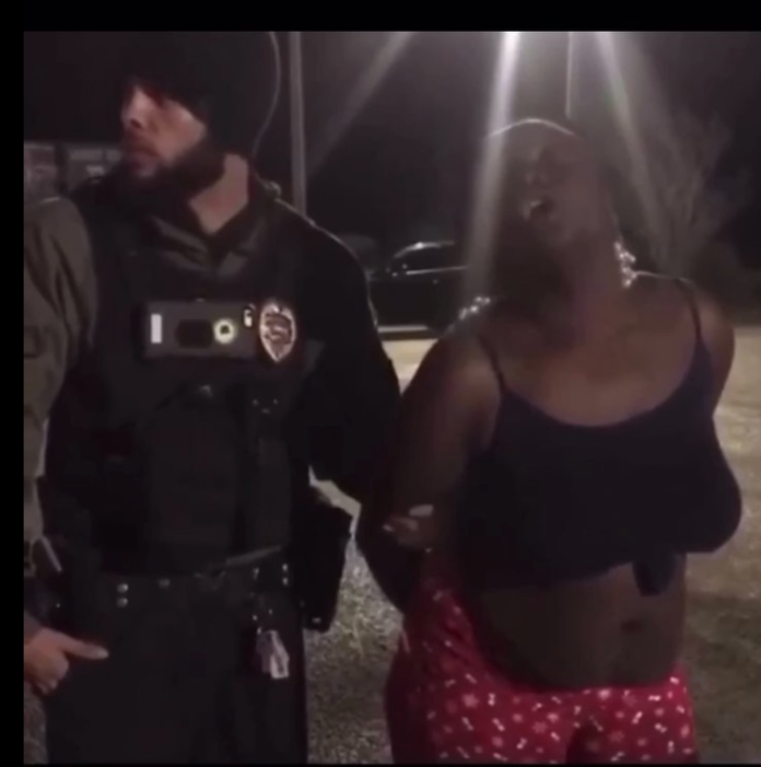 Por video viral, mujer indigente se reencuentra con su familia