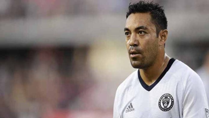 Marco Fabián se queda sin equipo
