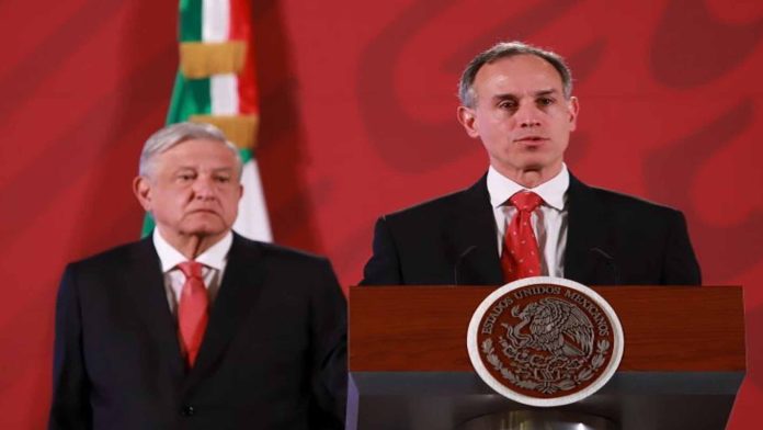 ¿Salimos o no? López-Gatell dice que la epidemia puede repuntar; AMLO niega rebrote y dice que se puede salir