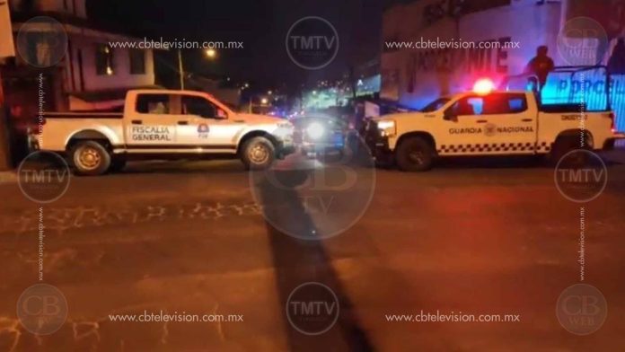 Muere mando de la FGE durante rescate de secuestro en Uruapan