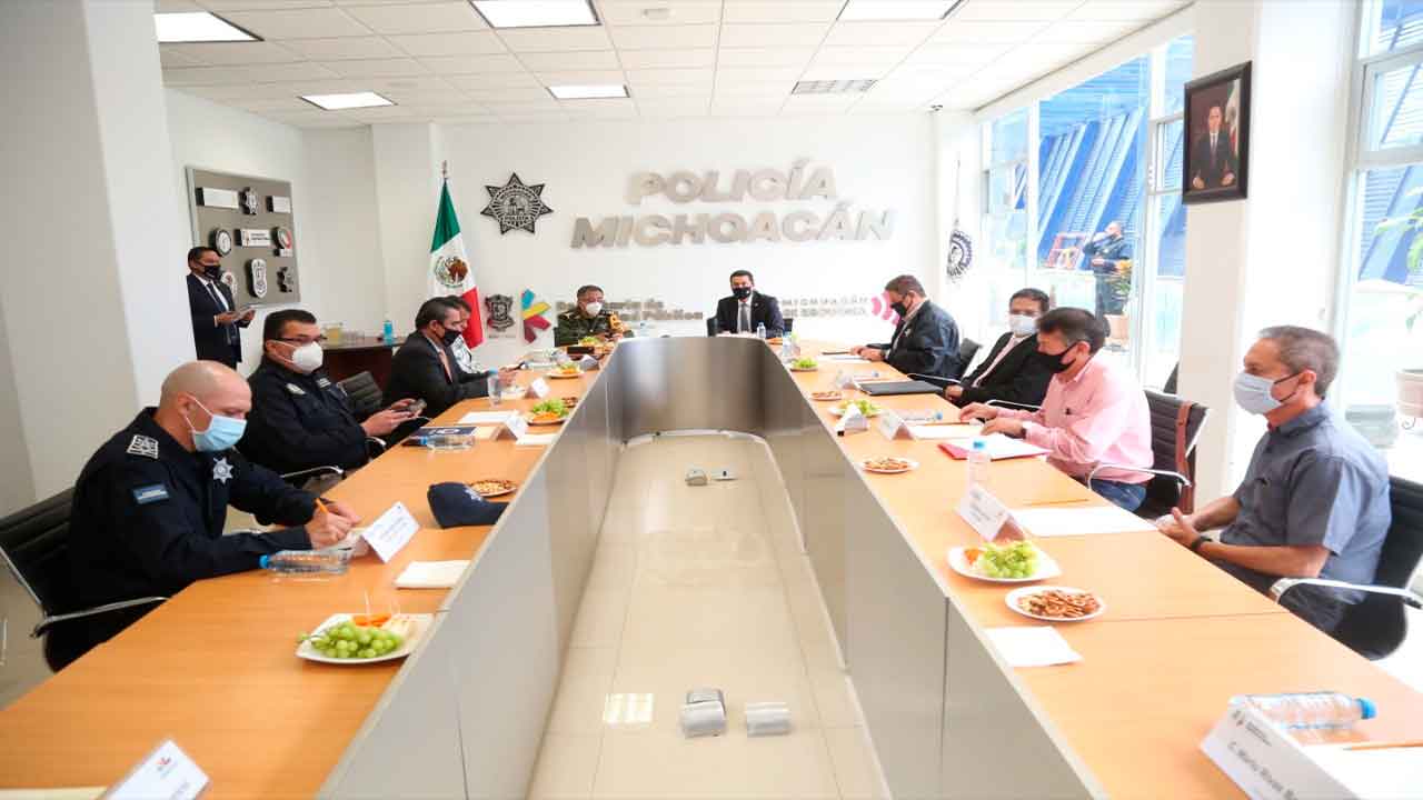 Acuerdan SSP, Sedena, GN y FGE fortalecimiento de acciones de seguridad para el sector aguacatero Acuerdan SSP, Sedena, GN y FGE fortalecimiento de acciones de seguridad para el sector aguacatero