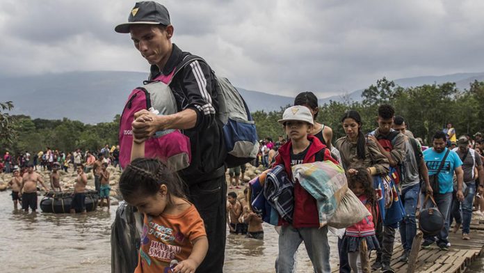 Refugiados y desplazados venezolanos, los más vulnerables por covid-19