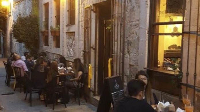 Trabajo, transporte, restaurantes ¿Cómo debes protegerte contra el Covid?