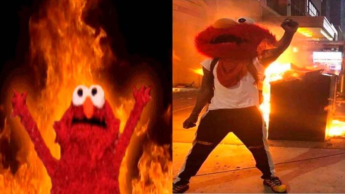 Elmo en llamas en las protestas de Estados Unidos