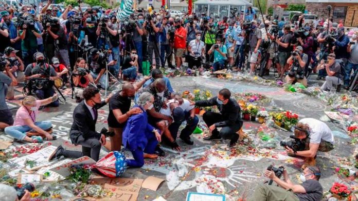 Hermano de George Floyd hace un llamado a seguir con las protestas pacíficas