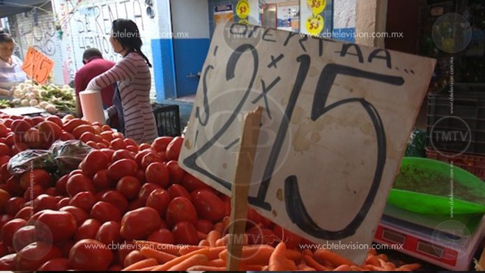 Vendedores de fruta y verdura notan incremento en sus productos