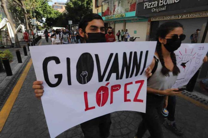 DETIENEN A TRES POR LA MUERTE DEL JOVEN GIOVANNI