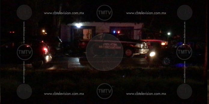 Con tiro de gracia y desnudo abandonan a un hombre en Tarimbaro