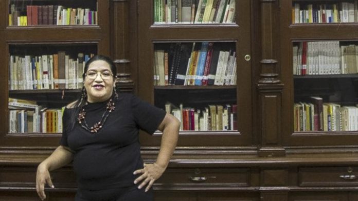'Soy poderosa, pero desempleada', dice activista que desarrolla gran papel en la lucha contra los feminicidios