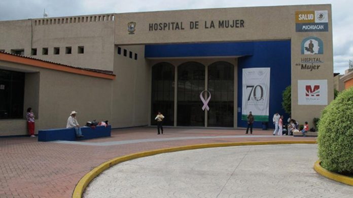Acusan a la Secretaría de Salud de Michoacán por negar el aborto a una niña de 13 años violada en Morelia