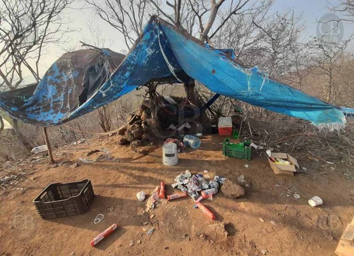 Militares destruyen narcocampamento en Aguililla