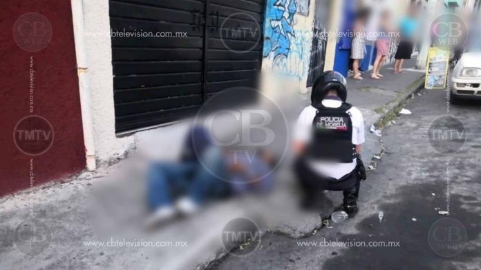 Lo atacan a balazos cuando caminaba por la Obrera