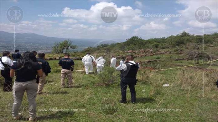 Hallan dos ejecutados en fosa clandestina al poniente de Morelia