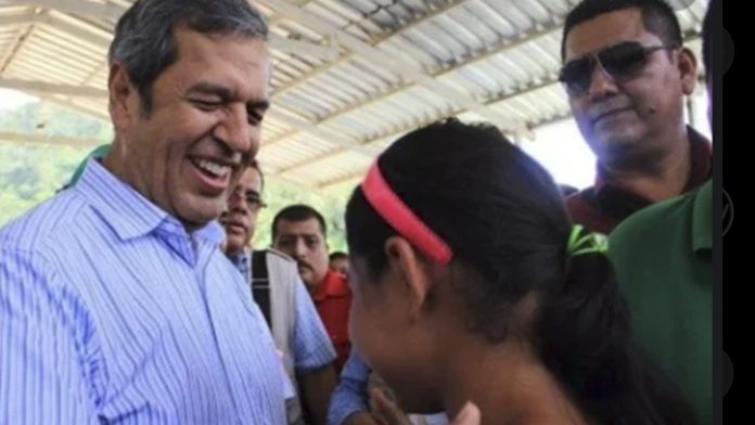 https://cbtelevision.com.mx/en-diferentes-puntos-de-celaya-asesinan-a-ocho-incluidos-dos-nin%cc%83os/