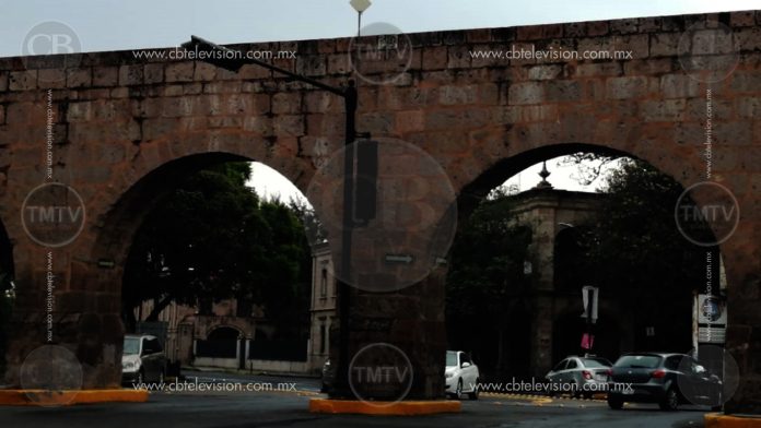 Semáforo sobre Calzada la Ventura Puente presenta fallas