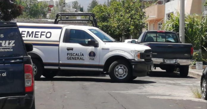 Policía Municipal de Uruapan asegura 6 vehículos y dos masculinos