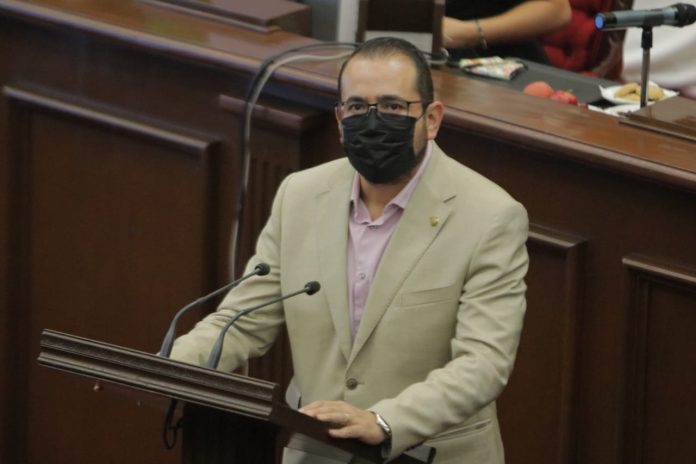Humberto Gonzalez pide unidad para hacer justicia a mujeres violentadas