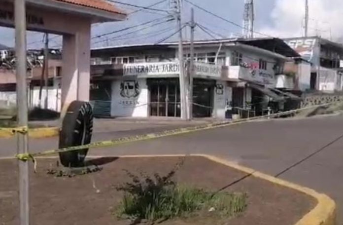 Sicarios ejecutan a empleado de una Funeraria en Uruapan