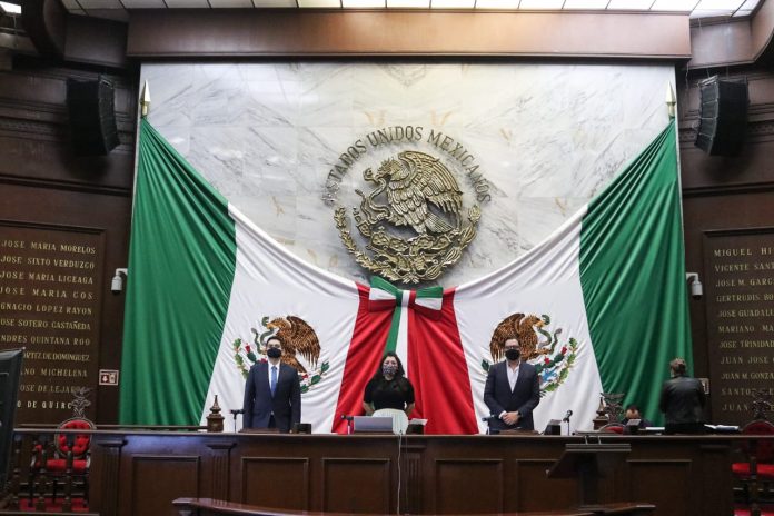 Mayor seguridad para estudiantes en zonas escolares: Congreso del Estado.
