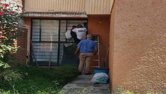 Abuelita muere en las escaleras de su casa en la Mariano Michelena