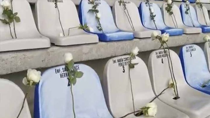 Pachuca realiza homenaje en su estadio a personal médico