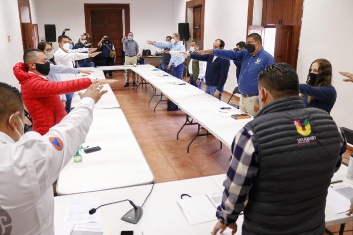 Víctor Manríquez declara en sesión permanente al Comité Municipal de Emergencias