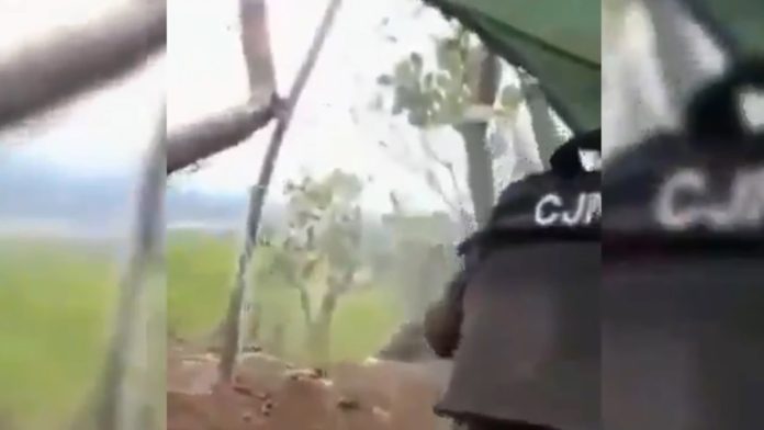Integrantes del CJNG se graban mientras se enfrentan a balazos con sicarios del Cártel Del Tepalcatepec