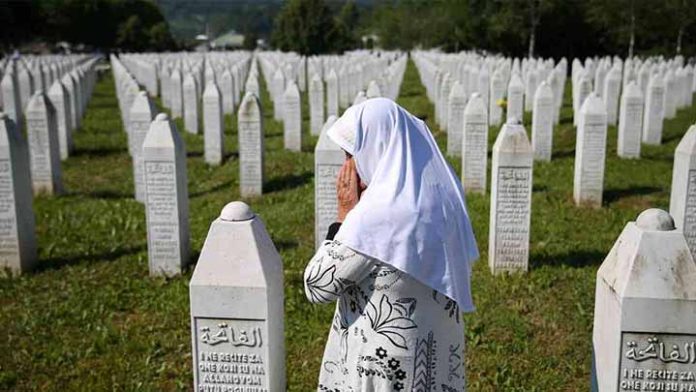 Hoy se cumplen 25 años de los genocidios en Srebrenica