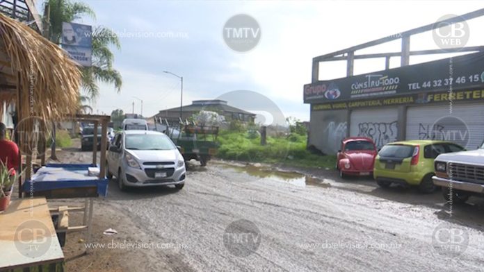 Locatarios temen por desborde de río en Torreón Nuevo