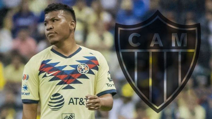 ¿Se va Roger Martínez del América?