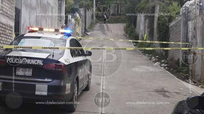 A balazos ejecutan a un joven en Cerrito Itzicuaro
